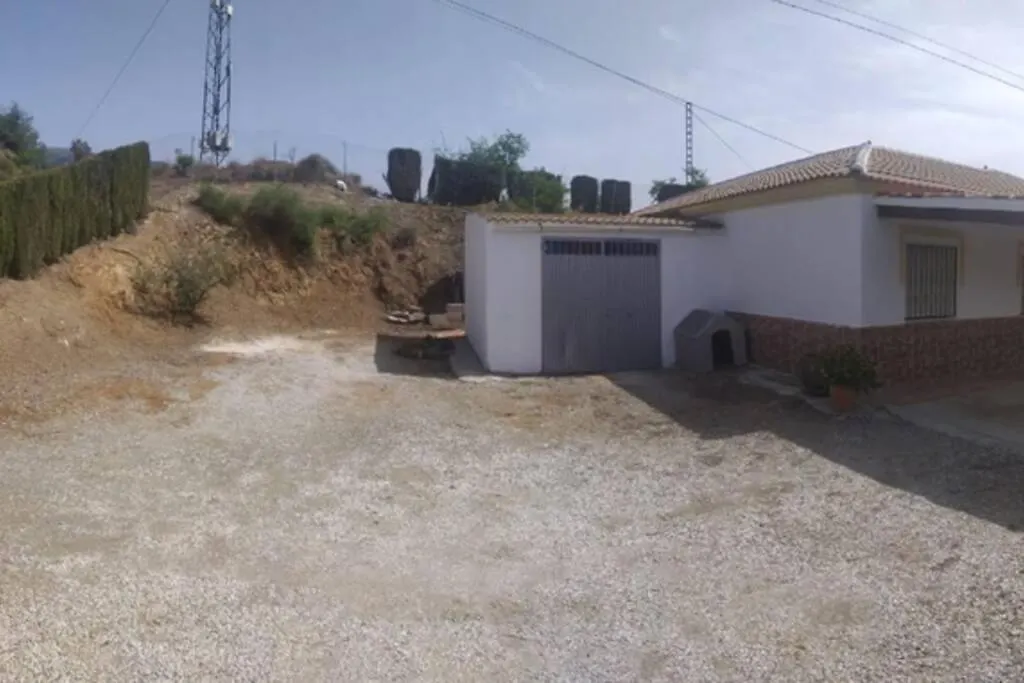 Casa Rosa Sedella Holiday home