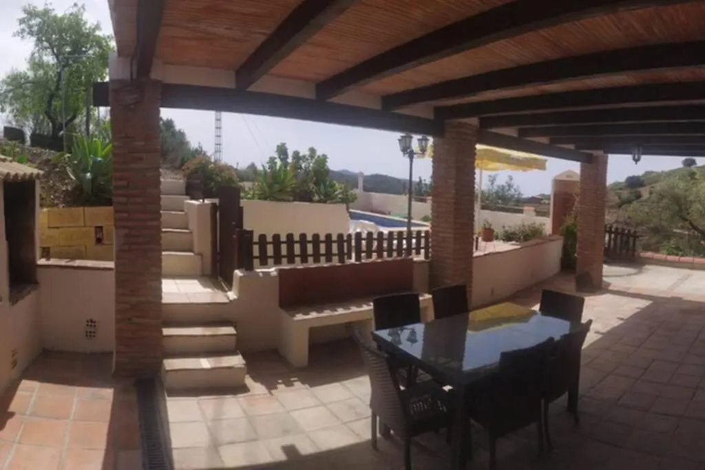 Casa Rosa Sedella Испания